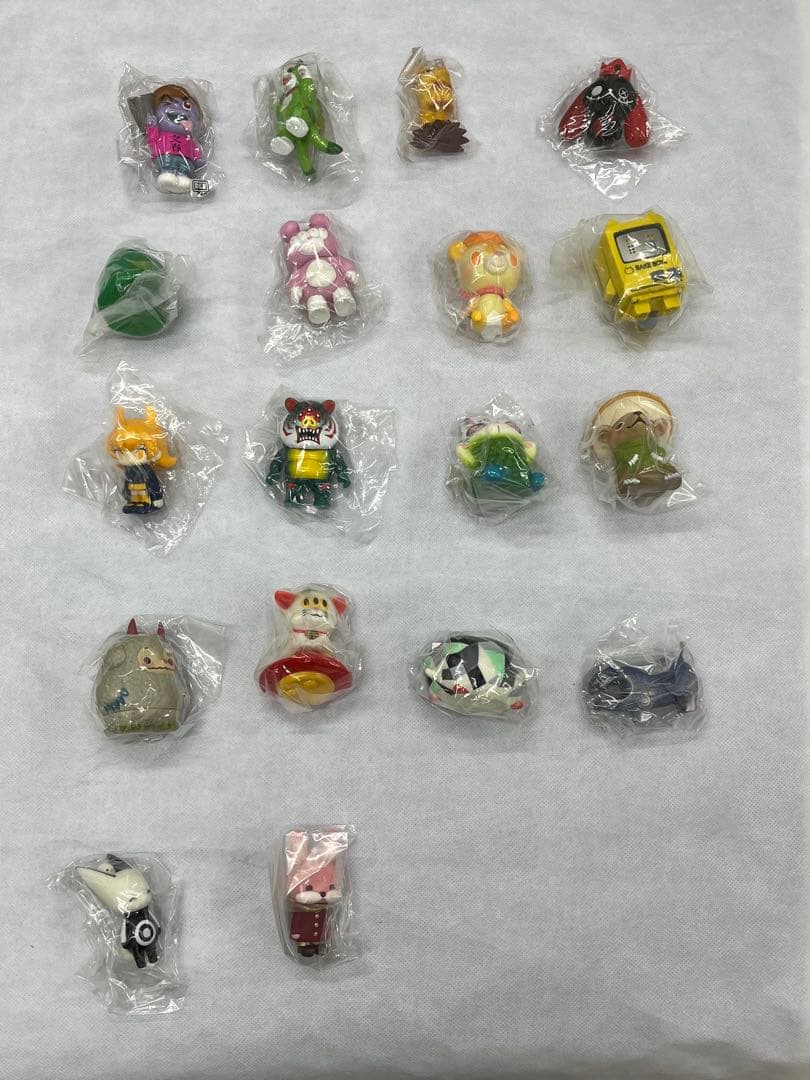 【新品】VAGまとめ売り 79体セット ソフビ