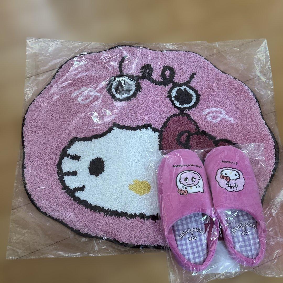 SHINee KEY × HELLO KITTY ラグ＆スリッパ 新品未開封