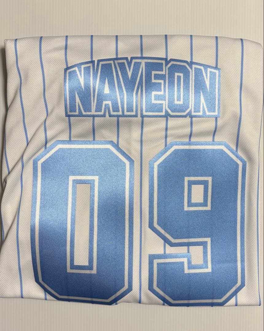 TWICE  9 LOUND ユニフォーム　ナヨン