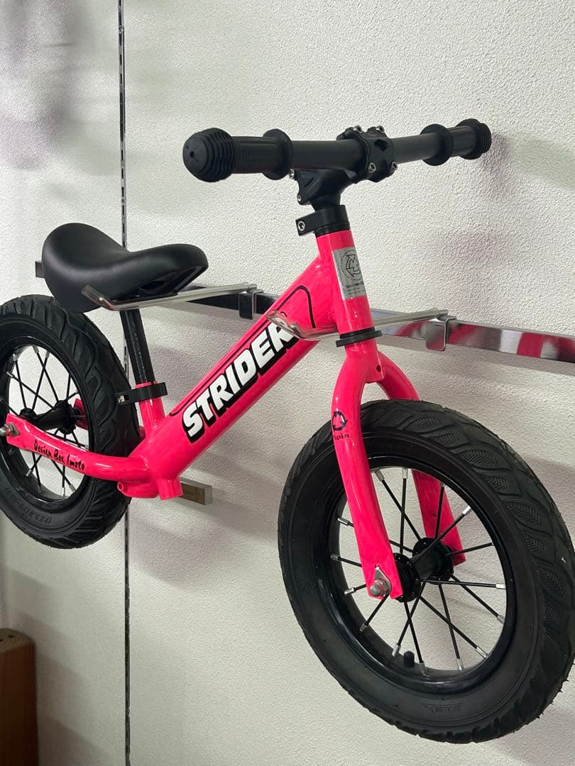 Y*様 STRIDER バランスバイク ネオンピンク