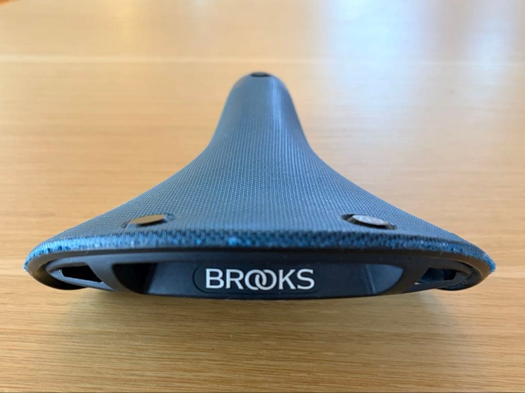 BROOKS C17 カンピウム オクターン