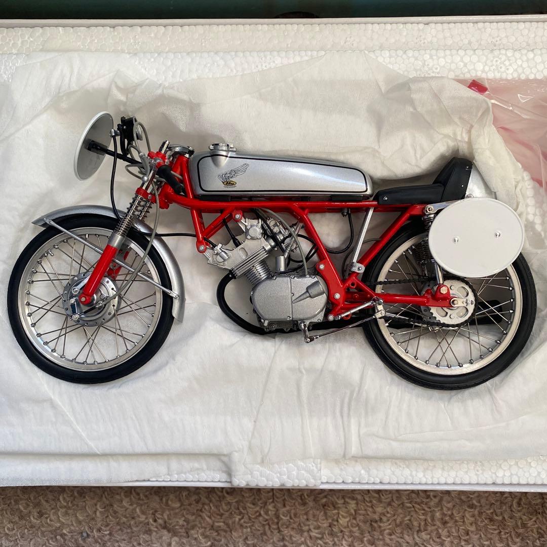 Honda CR110 CUB RACING 1/10スケールモデル