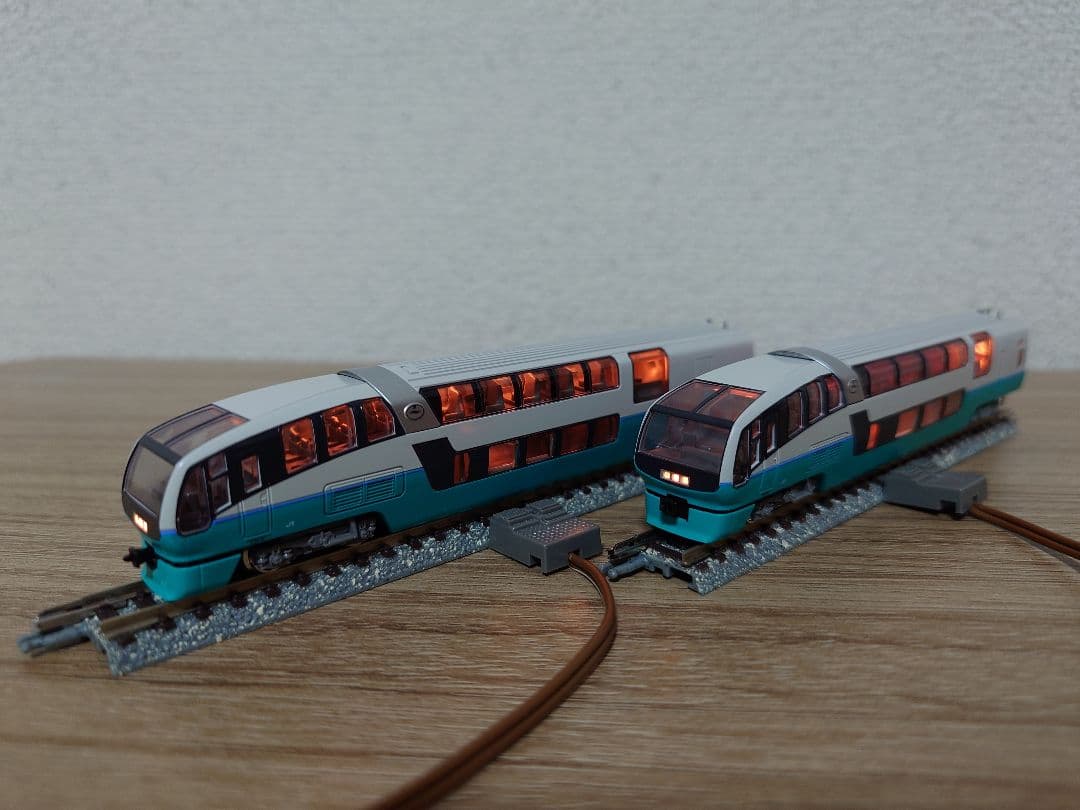 KATO 10-474、475 251系 スーパービュー踊り子 新塗装 基本増結