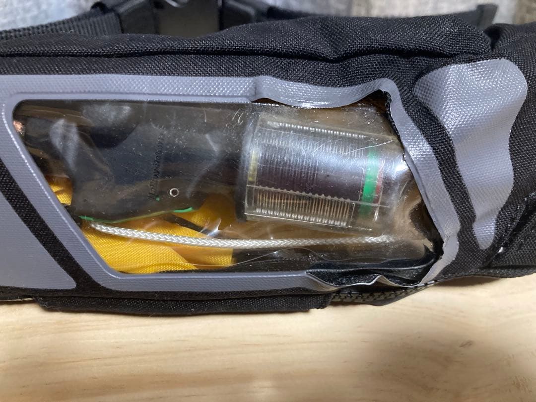 マズメインフレータブルライフジャケット　ウエストmazume