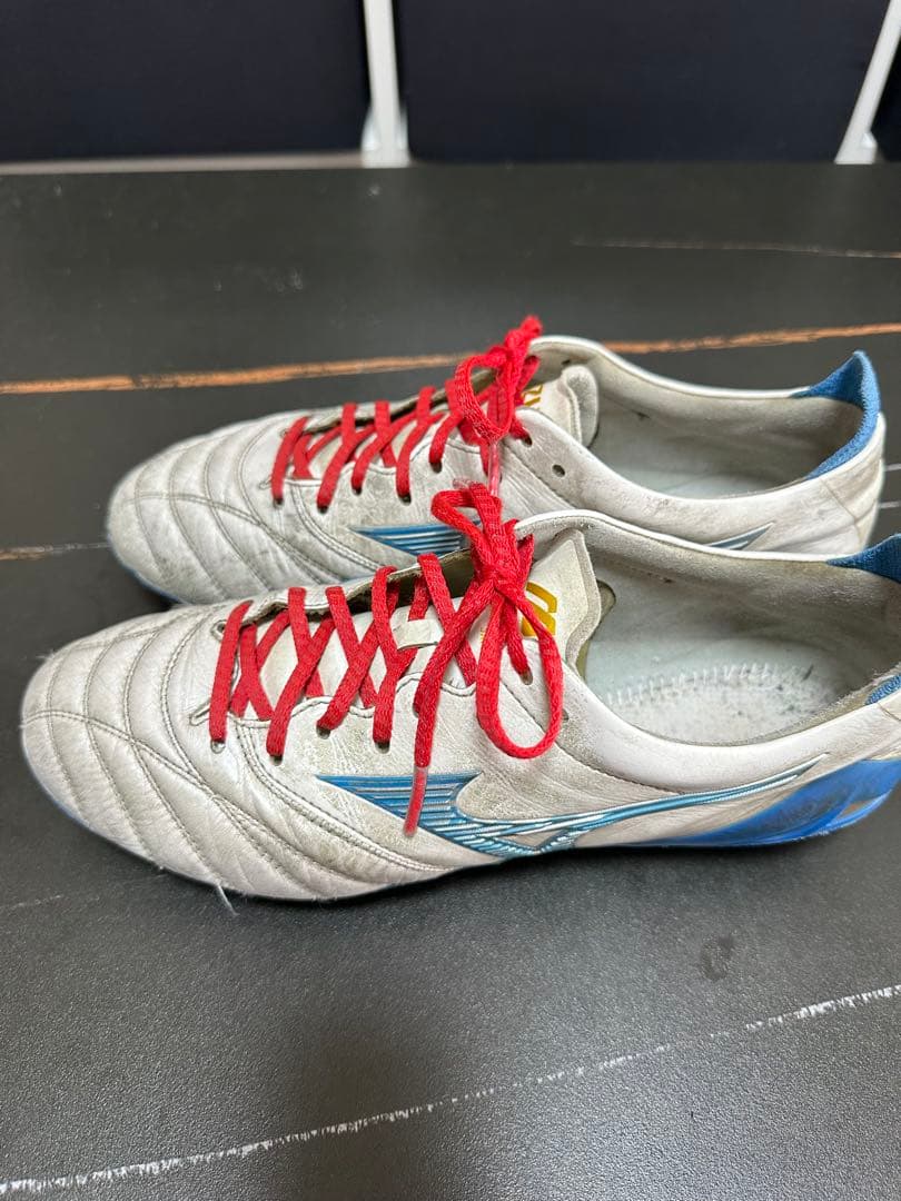 サッカースパイク ミズノ モレリア