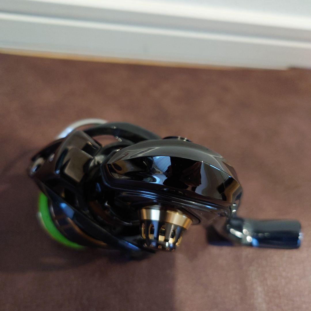 【希少極美品】ダイワ 18イグジスト セミオーダー 4000-CXH