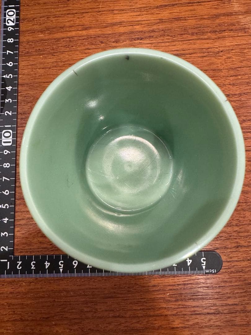 イギリスアンティーク ミントグリーンのガラス容器 金属製蓋付