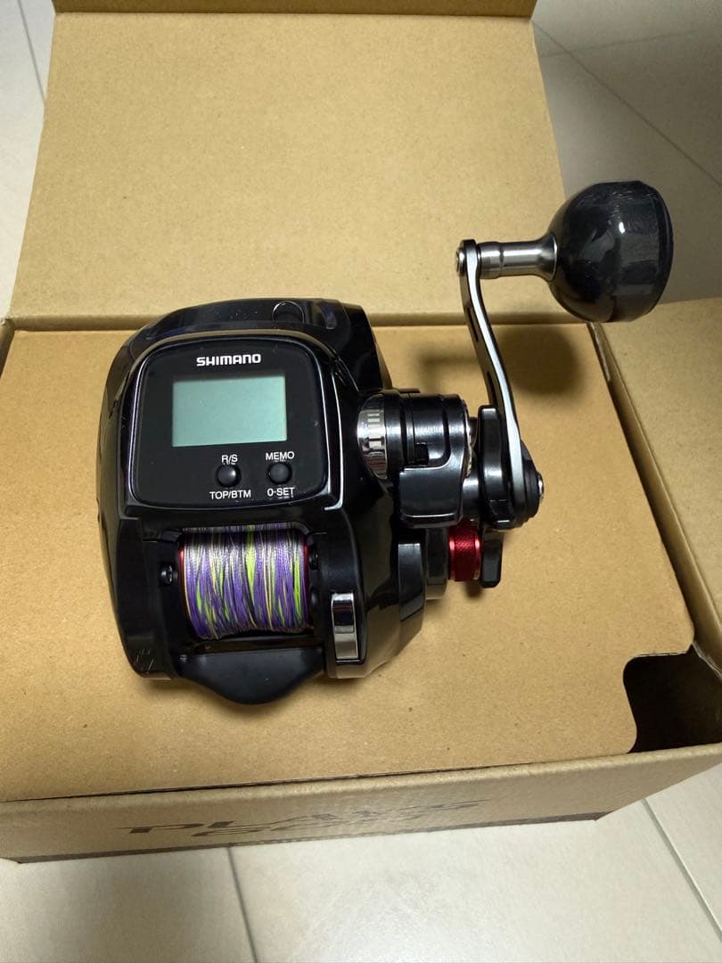 SHIMANO 電動リール デジタル表示 右ハンドル