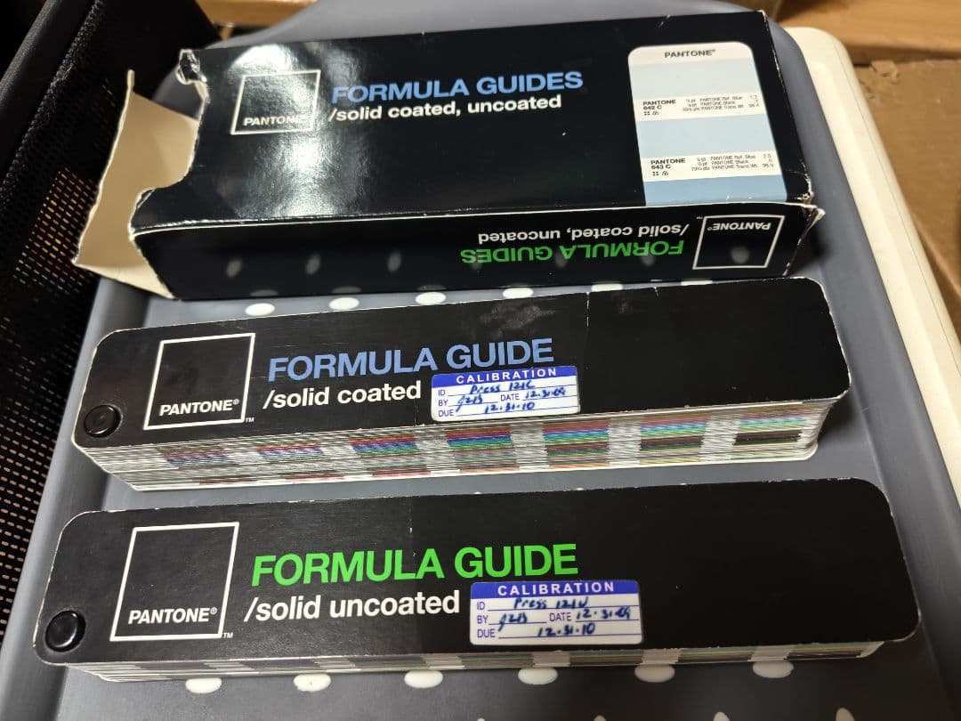 PANTONE 色見本 2008年製 中古傷あり コーテッド アンコーテッド