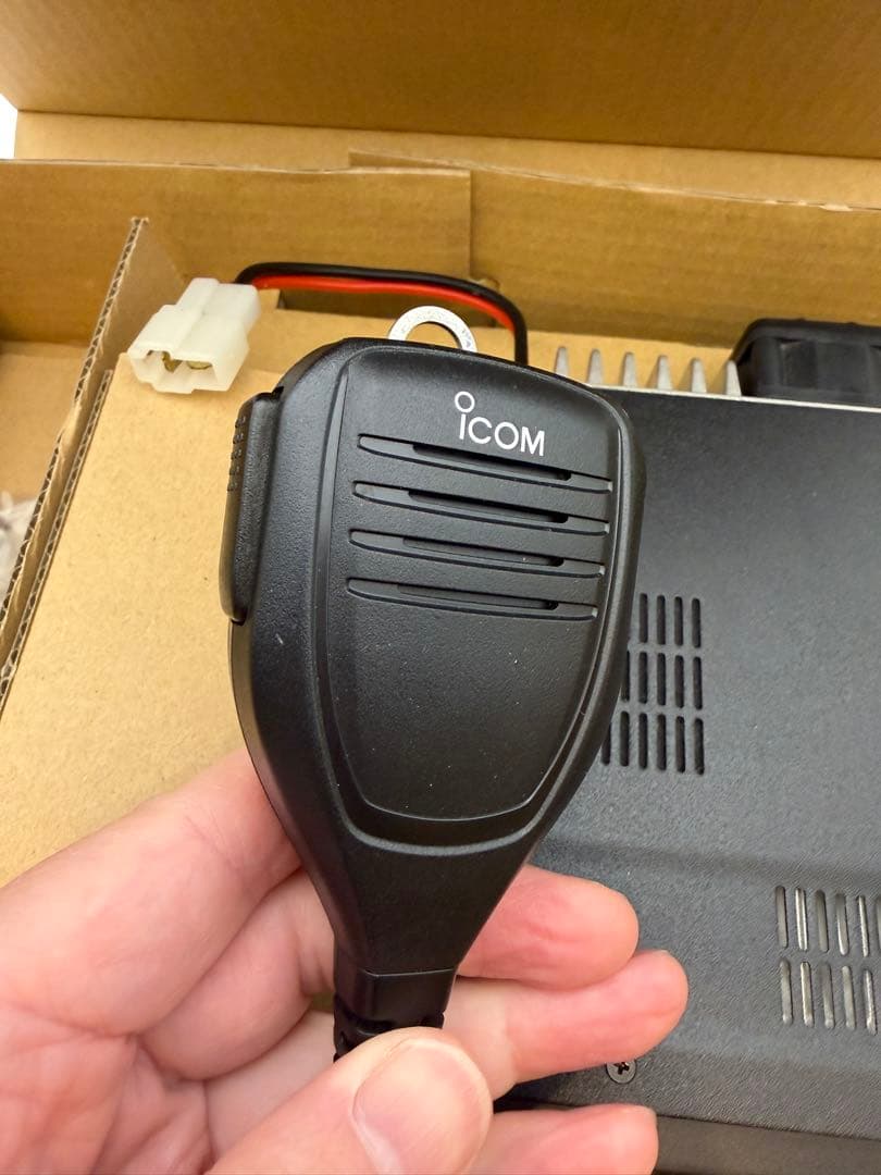 アイコムID-4100D 50w モービル無線機 D-STAR