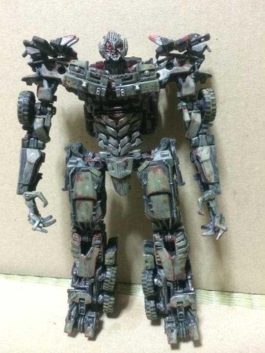メガトロン DD-01 トランスフォーマー ダークサイドムーン　リペイント