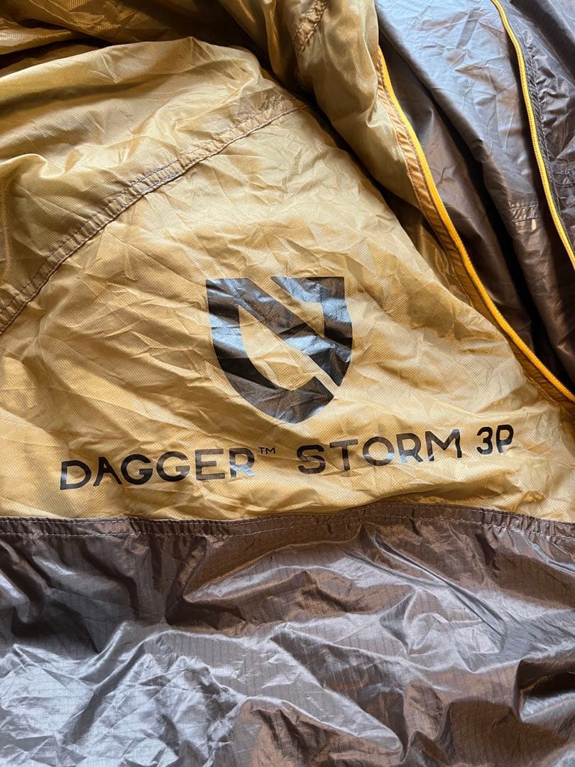 廃盤　希少　ニーモ　NEMO ダガーストーム　3P フットプリント付き