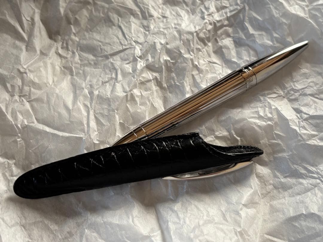 JORG HYSEKヨルグ・イゼック ボールペンシルバーフィニッシュダイヤモンド