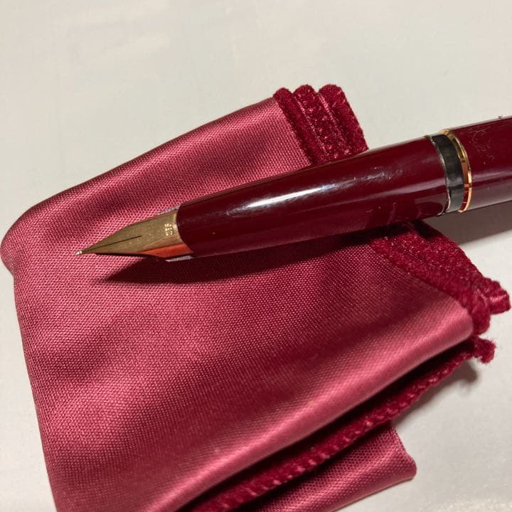 MONTBLANC モンブラン　万年筆　ペン先585 未使用品　 k14