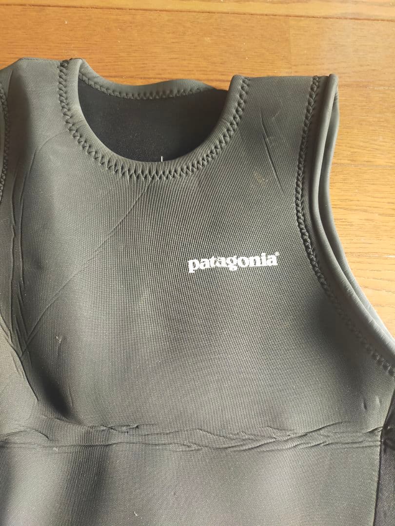 patagonia ウェットスーツベスト 黒　タッパー　ウエットベスト　未使用