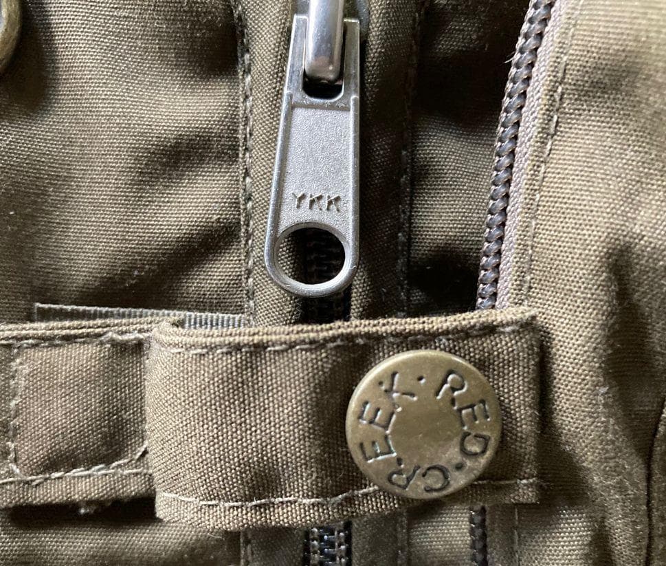 フィッシング　ベスト　フライ　釣り　テンカラ　ルアー　渓流　アユイング　ダイワ