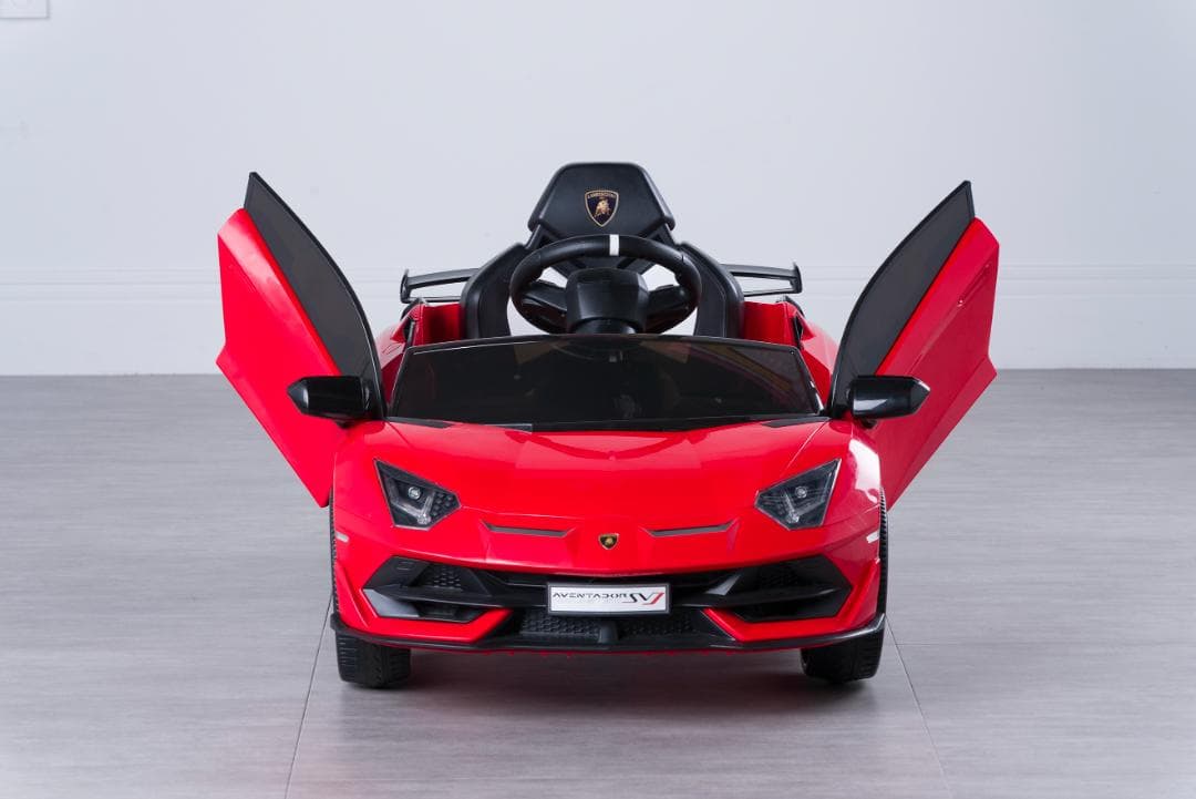 ラスト1台　傑作スーパーカー「アヴェンタドールSVJ」が遂に電動乗用カーに！