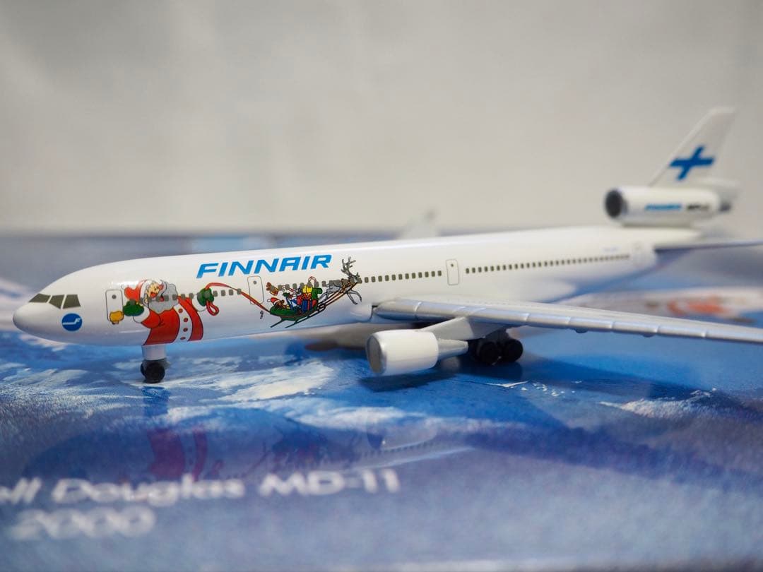 herpa フィンエアー 1/500 MD-11 Santa Claus