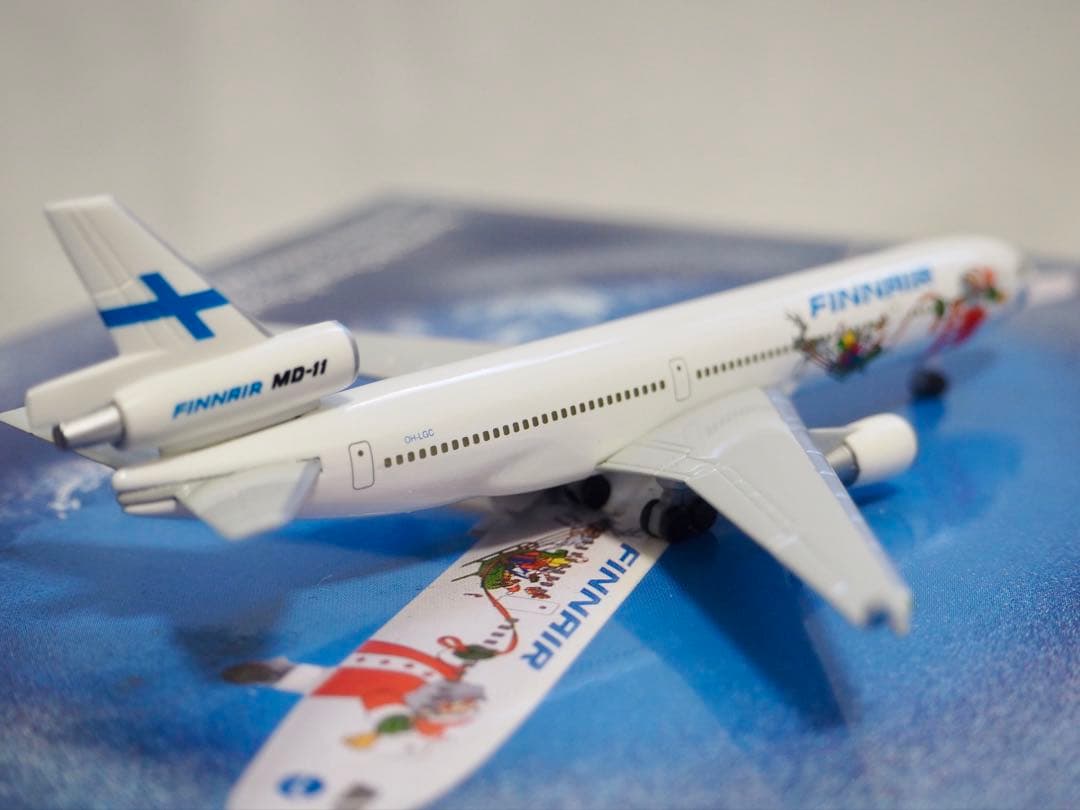 herpa フィンエアー 1/500 MD-11 Santa Claus