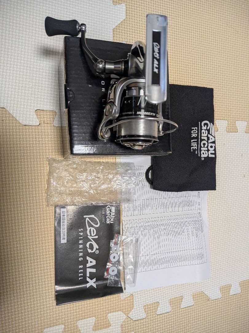 Abu Garcia REVO ALX 2000SH スピニングリール