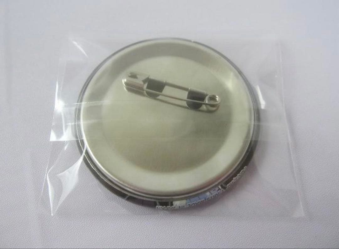 呪術廻戦　五条悟　缶バッジ　ぴた！でふぉめ　オープニング　OP 新品未開封