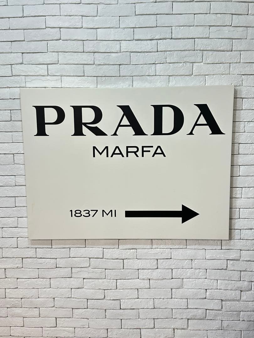 【東京都23区配送無料】定価12万円　プラダ　アートパネル　特大　キャンバス　絵
