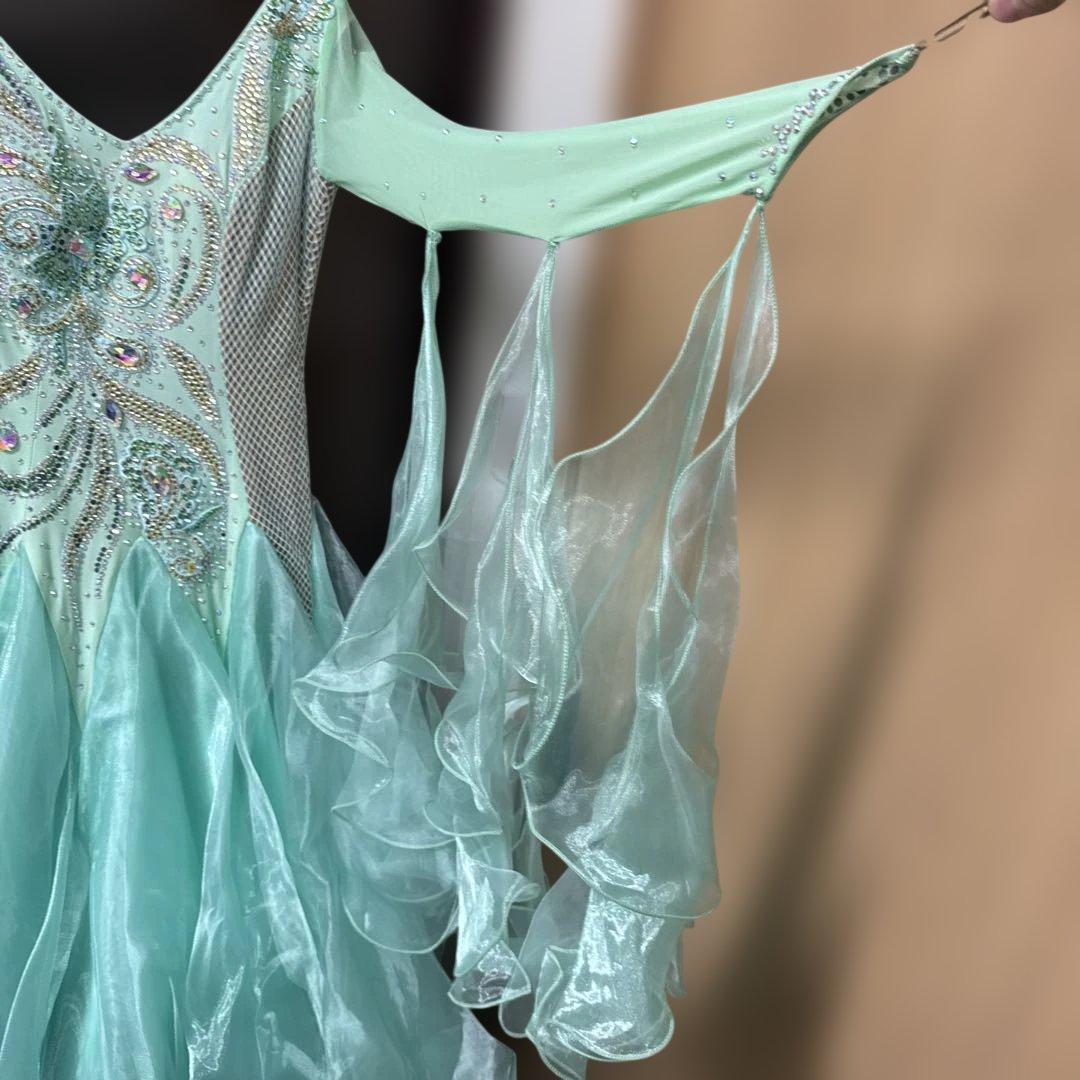 色々あり値下不可です【サイズ不明】　社交ダンス　ドレス　ミントグリーン