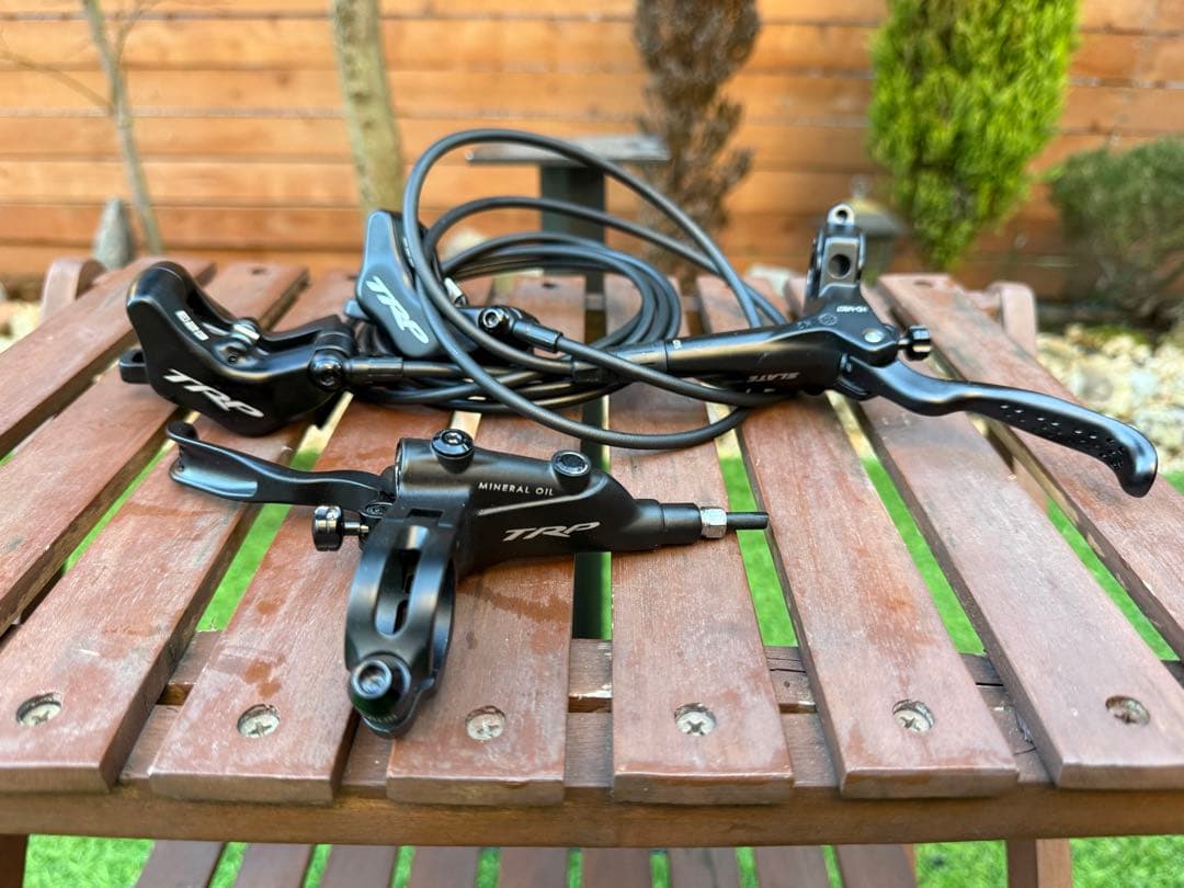 TRP Slate Evi ディスクブレーキレバーとキャリパーセット