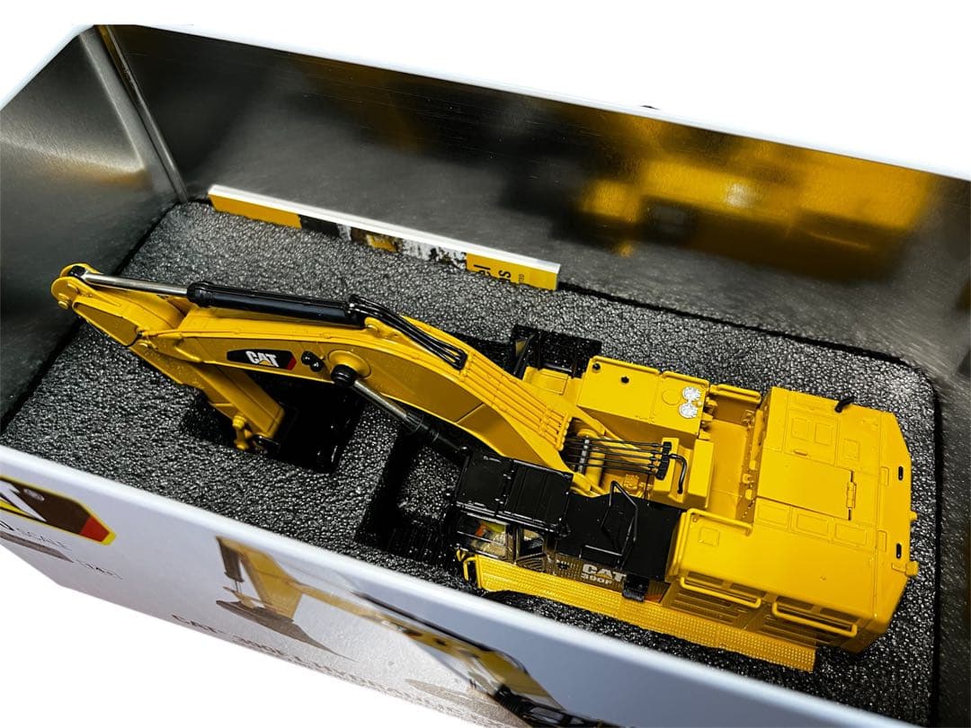 1/50 Cat 390F L ハイドロリックエクスカベーター 85284