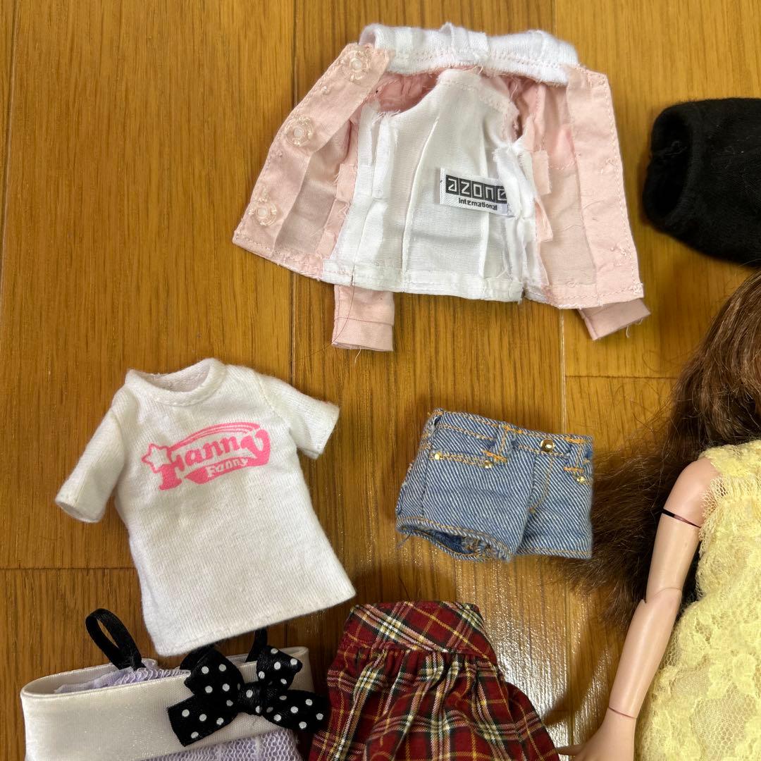 「えっくす☆きゅーと」シリーズのドールと衣装のセット