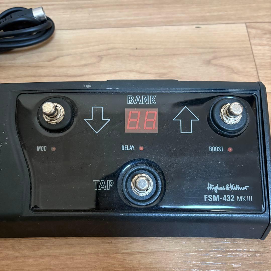 Hughes & Kettner FSM-432 MK III フットスイッチ