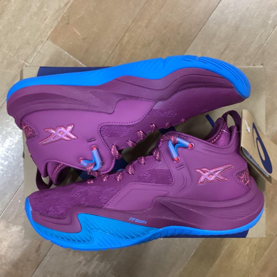 シューズ(男性用) NOVA SURGE LOW2 500 26.0cm