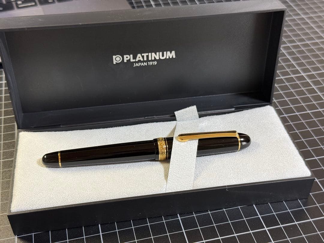 PLATINUM 万年筆 3776 センチュリー　SF