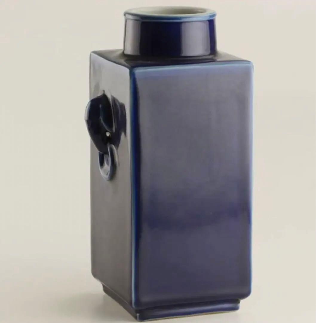 中国 清時代 骨董品 大清康煕年製 齊藍釉 象耳琮式瓶 古玩古美術