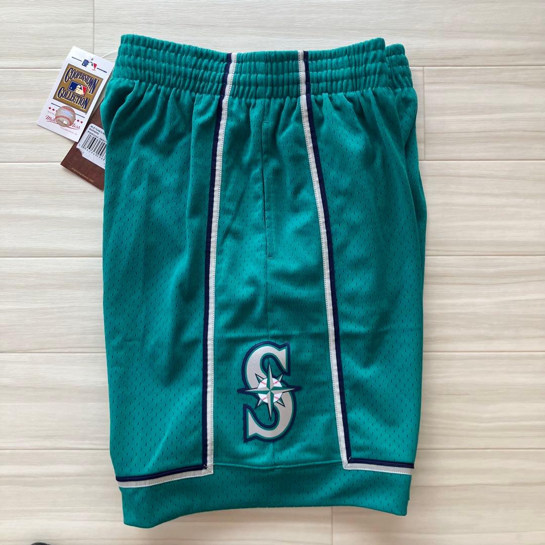 【新品】 MLB シアトル・マリナーズ　ハーフパンツ　メジャーリーグ　バスパン