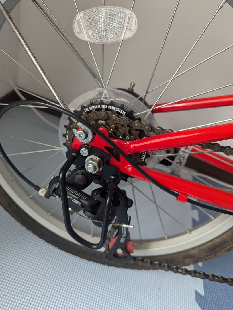 引き取り希望！ カゴ付き　赤色とデザインが可愛い　折りたたみ自転車　２０インチ