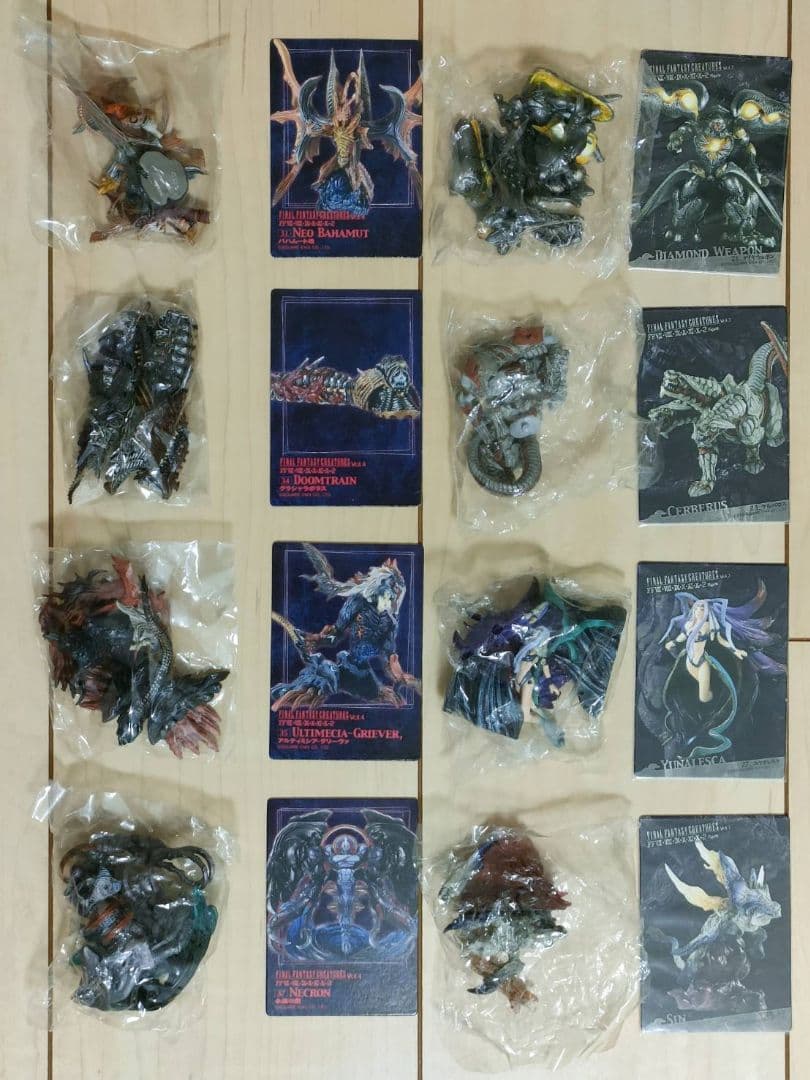 FFクリーチャーズ14体　リュックカラーあり