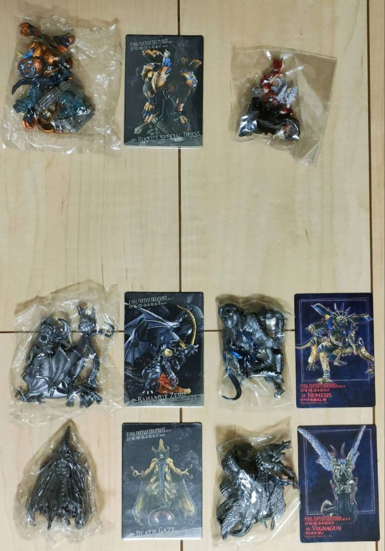 FFクリーチャーズ14体　リュックカラーあり