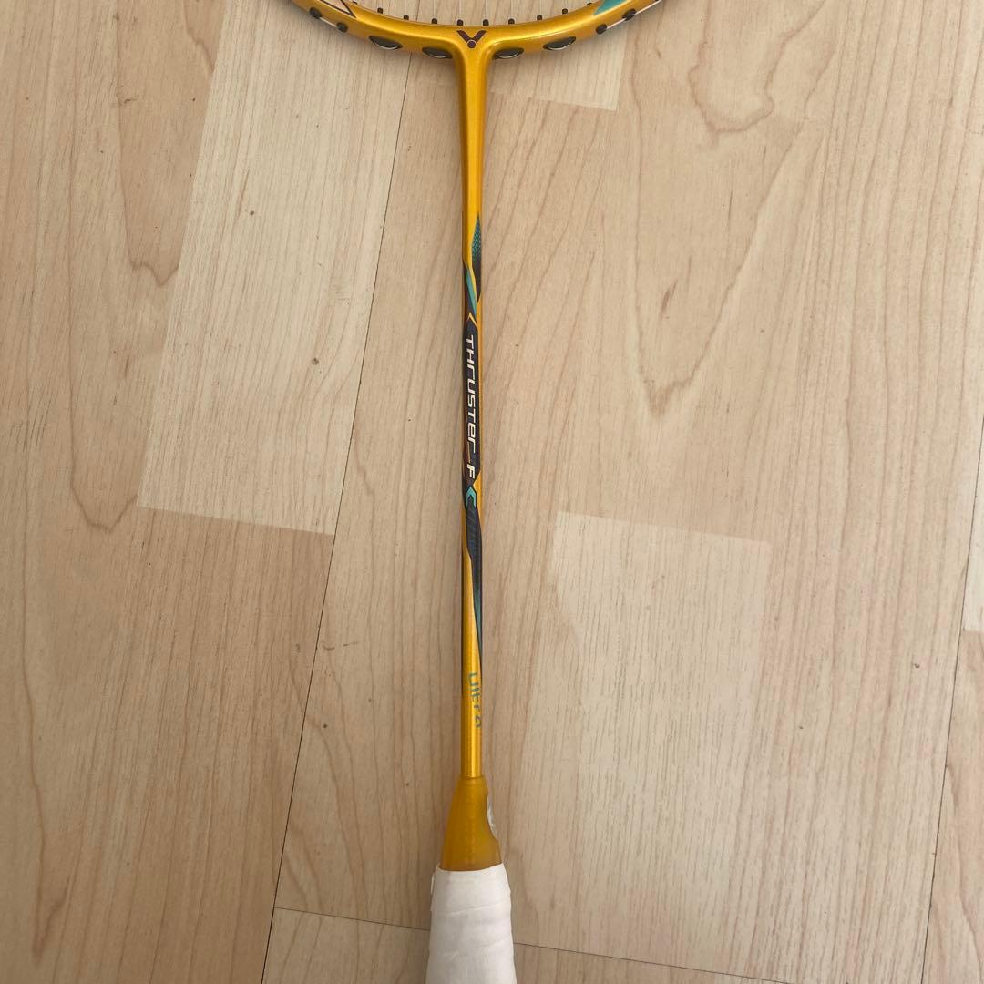 バドミントンラケット THRUSTER C Ultra X