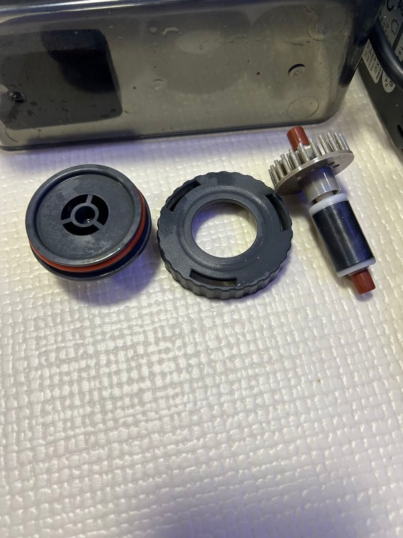 qq3プロテインスキマー ポンプ・フィルター付き