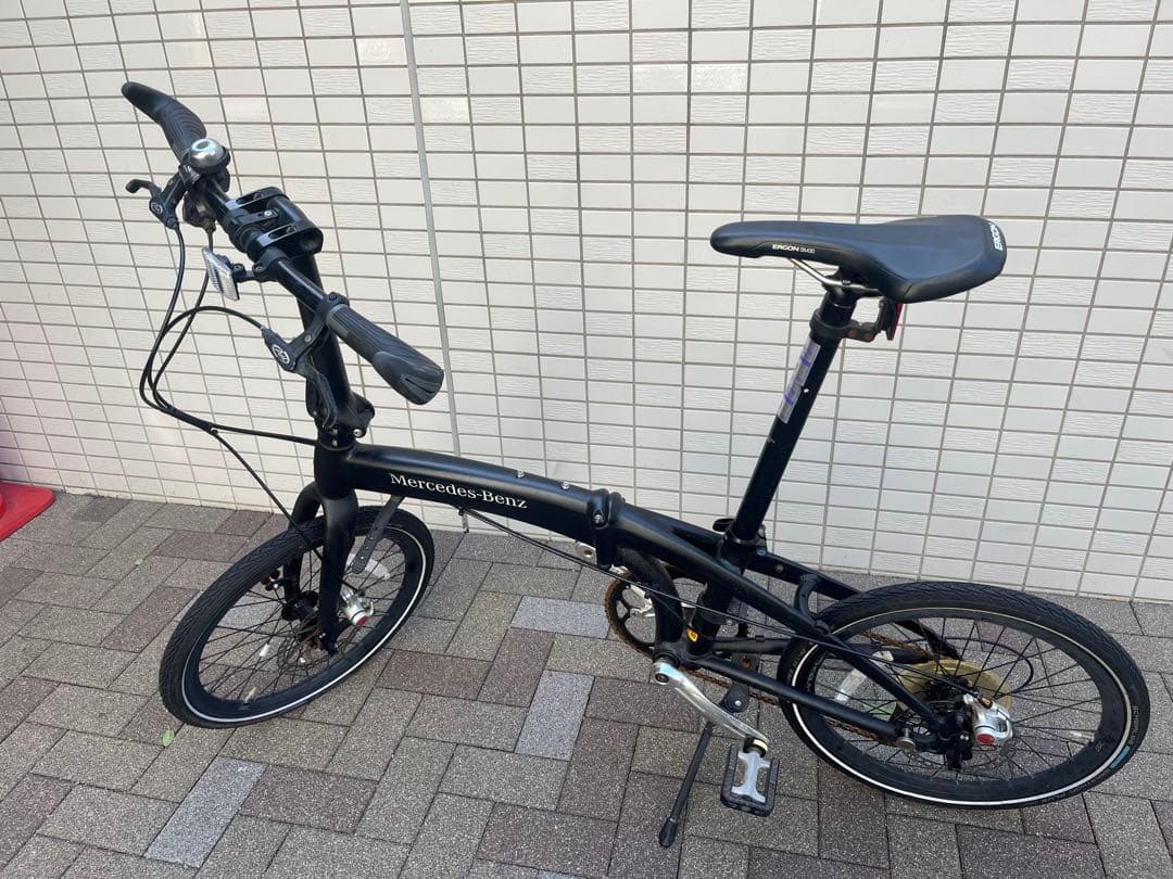 メルセデス・ベンツ ブラック 20型20段変速付き折りたたみ自転車