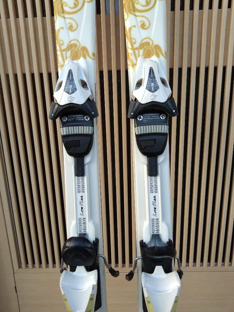 Head スキー板 ホワイト/ゴールド