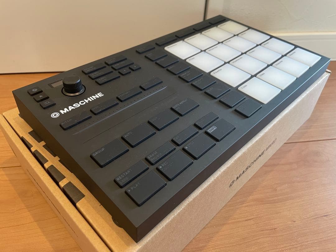 NI MASCHINE MIKRO MK3 ライセンス有