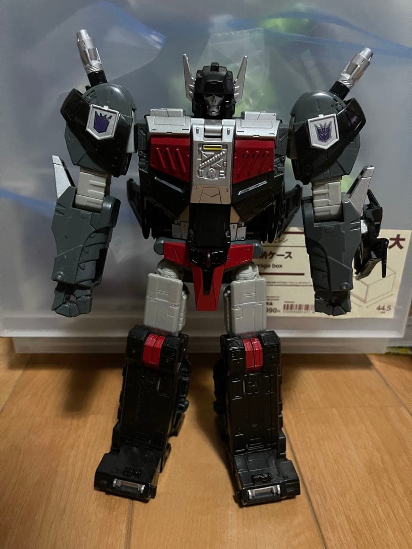 トランスフォーマースカイシャドウ タイタンズリターン ブラックシャドー