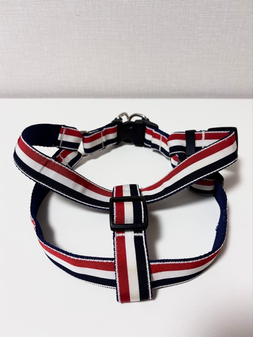 【THOM BROWNE】ドックハーネス 犬用 ペット用品 トリコロール S