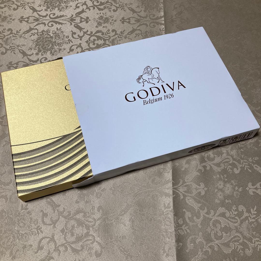 新品 GODIVA ハート オブ ゴールド コレクション 30粒 10800円