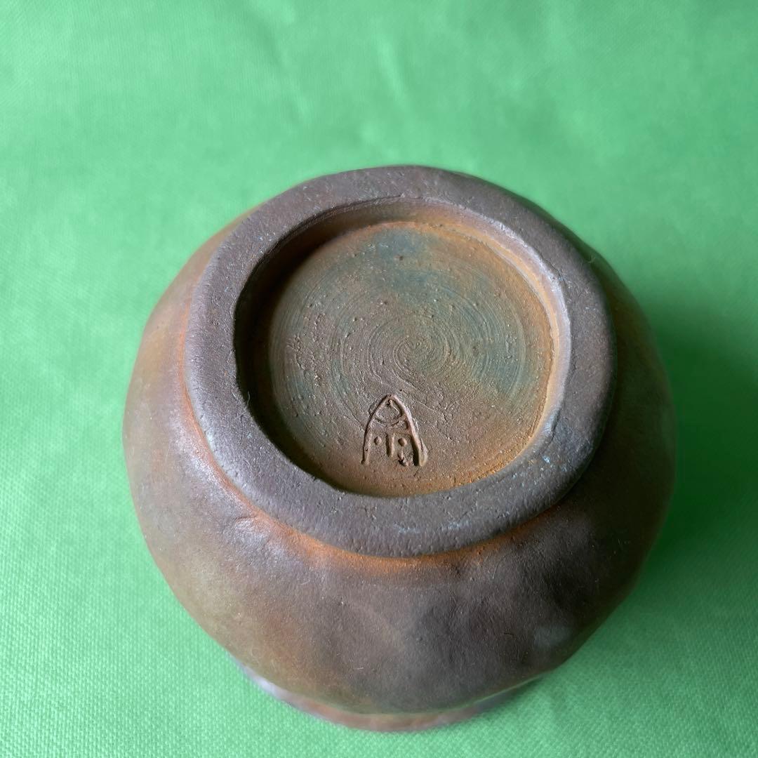 備前焼手びねり宝瓶 竹摘み さんぎり②