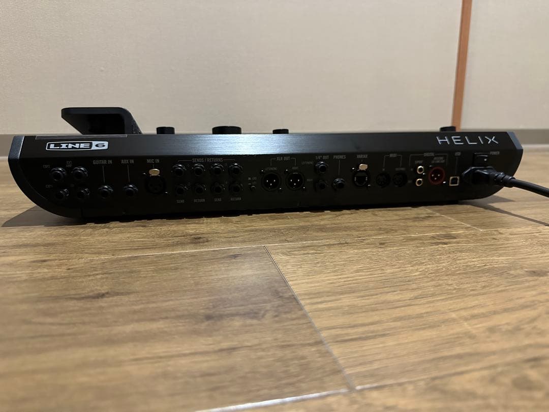 【値下げ中】 Line 6 Helix Floor