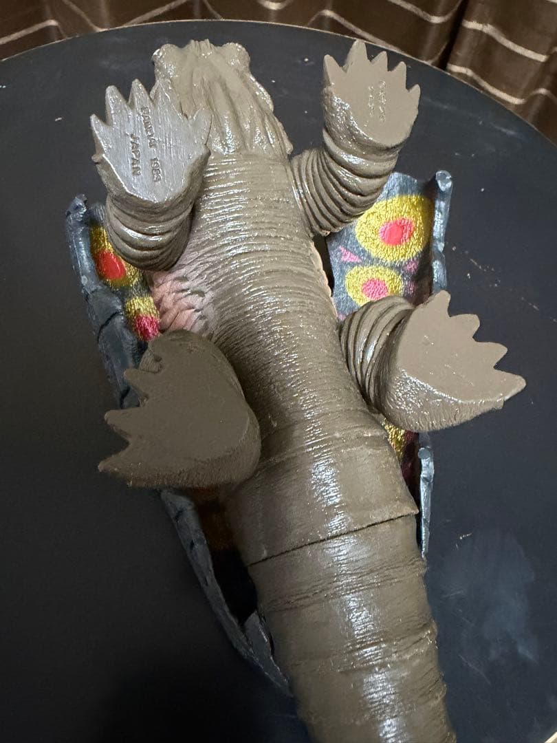 ウルトラマンパワード　ケムラー　ソフビ　怪獣　フィギュア