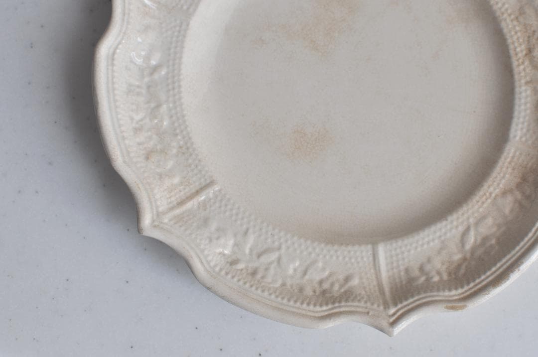 フランスアンティーク　ランヴェルヴィレー　１９世紀　レリーフ皿　　 (3549)